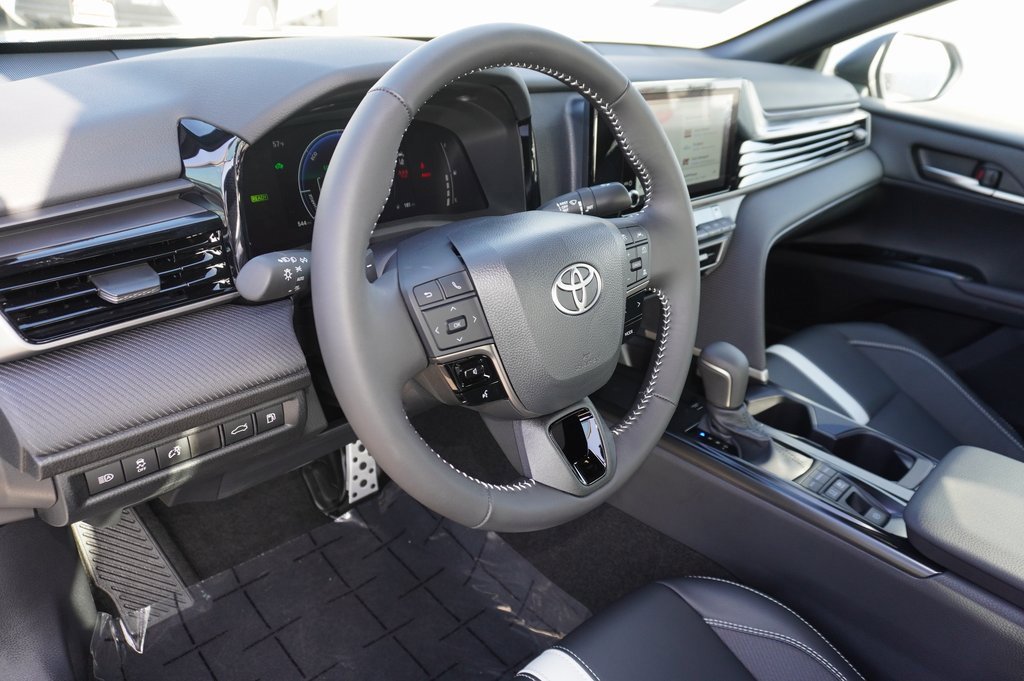 Certified 2025 Toyota Camry SE image 12