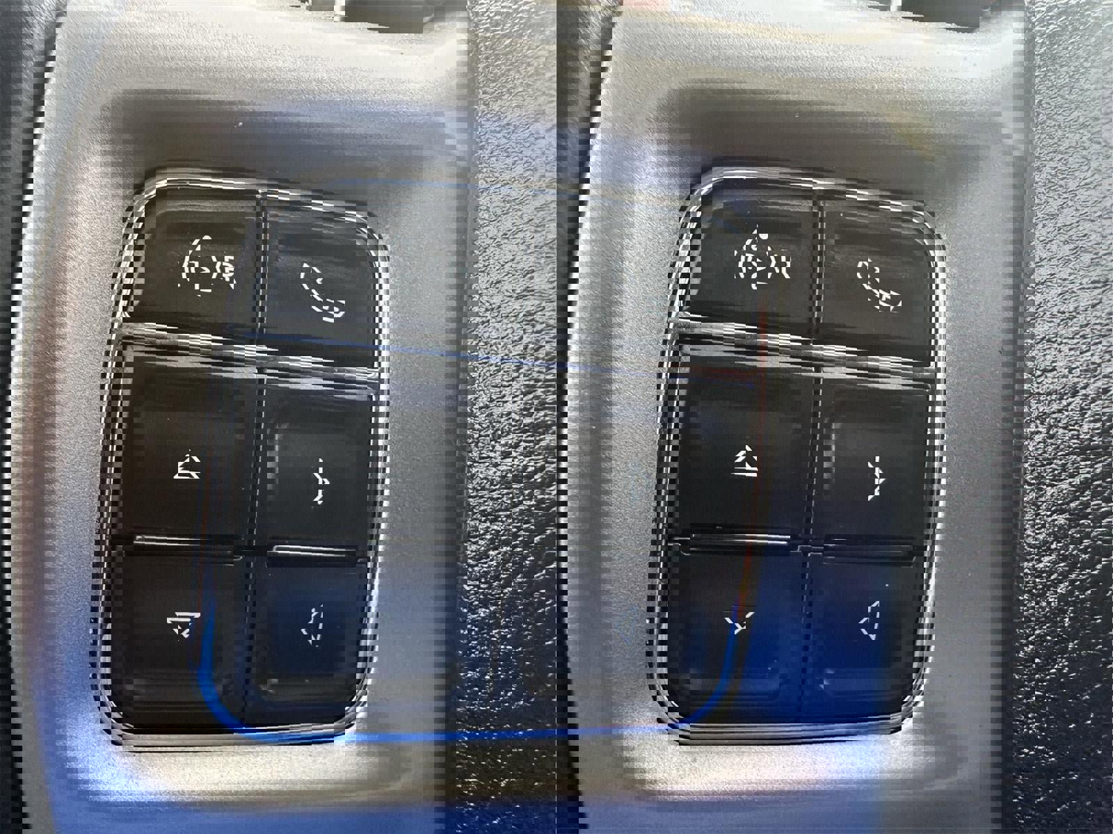 Used 2014 RAM 2500 Laramie image 24