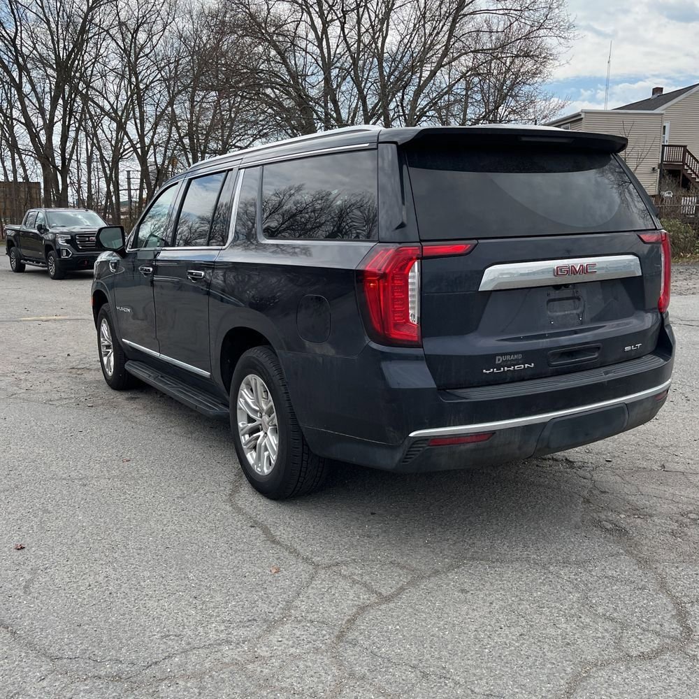 Used 2021 GMC Yukon XL SLT w/ SLT Premium Package AWD/4WD image 6