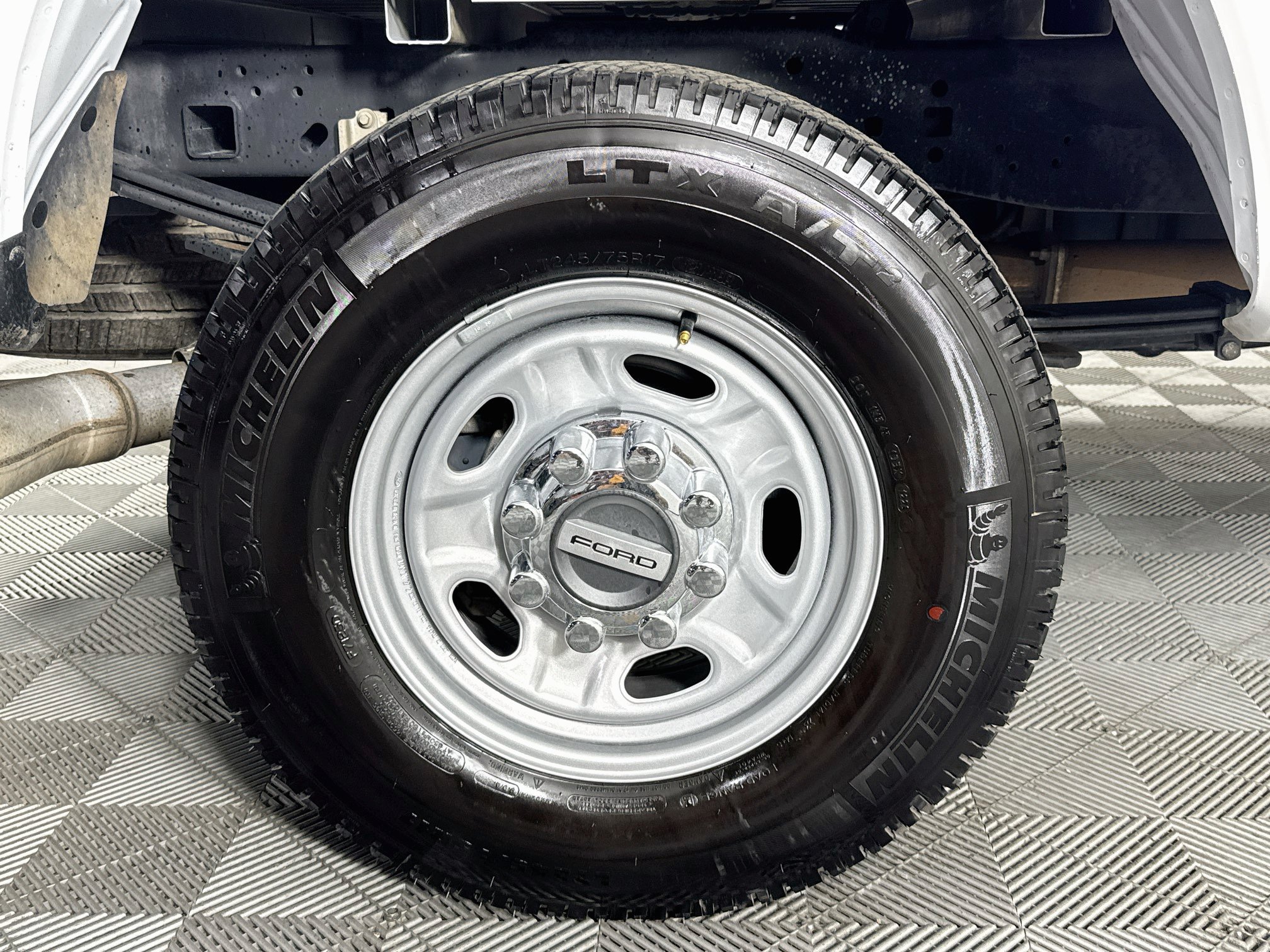 Used 2024 Ford F250 XL w/ FX4 Off-Road Package AWD/4WD image 52