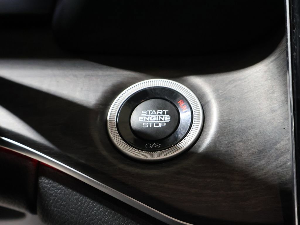 Used 2021 Jeep Grand Cherokee L Overland w/ Luxury Tech Group IV image 30