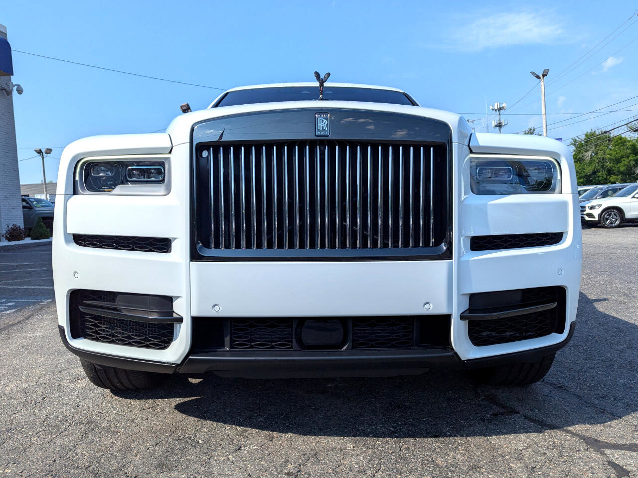 Used 2022 Rolls-Royce Cullinan Black Badge image 4
