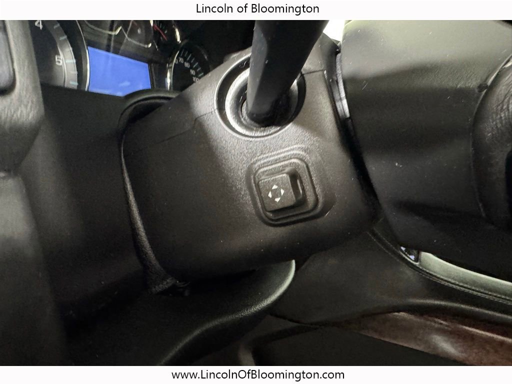 Used 2018 GMC Yukon SLT AWD/4WD image 42