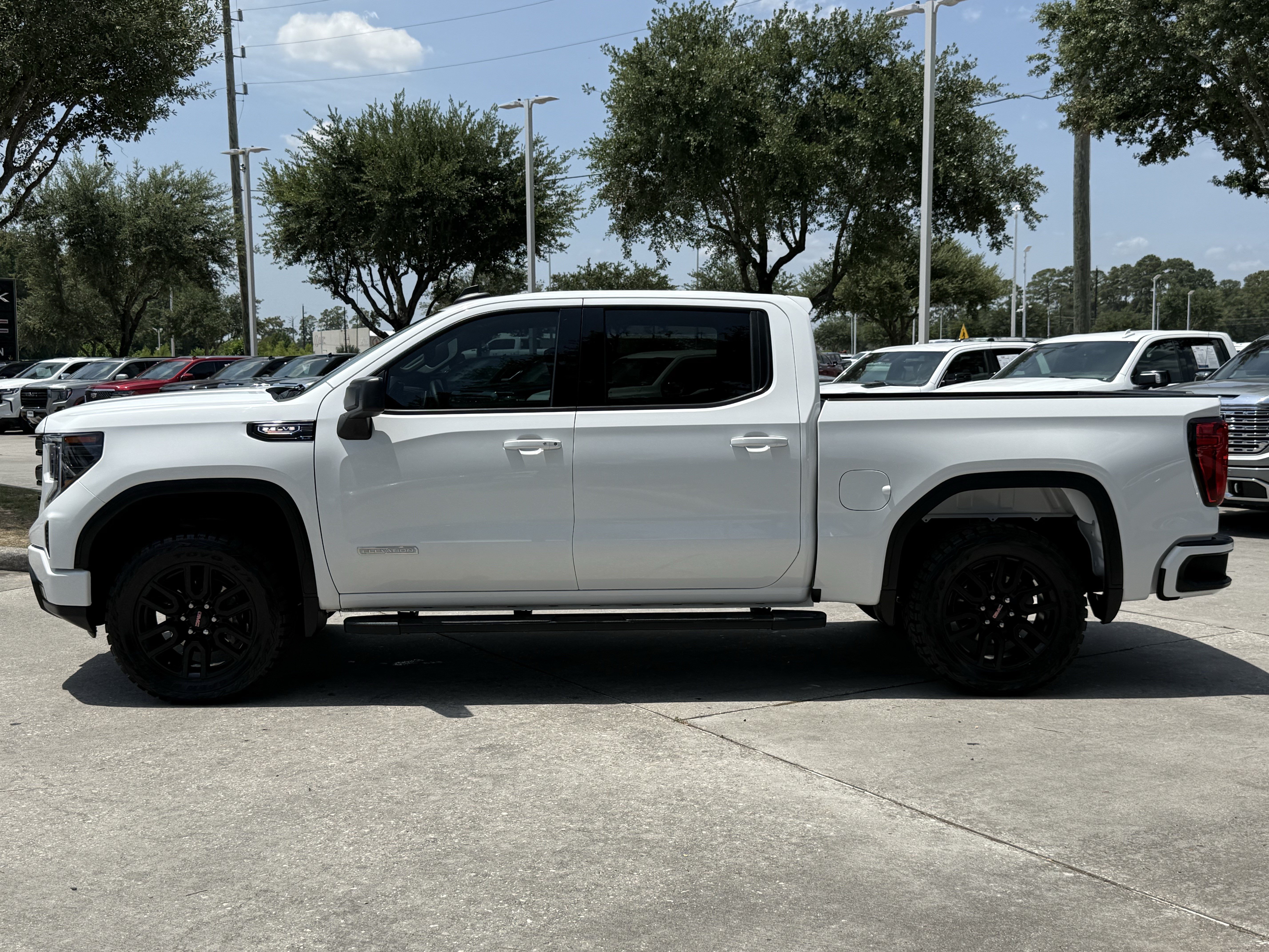 Used 2026 GMC Sierra 1500 Elevation RWD image 8