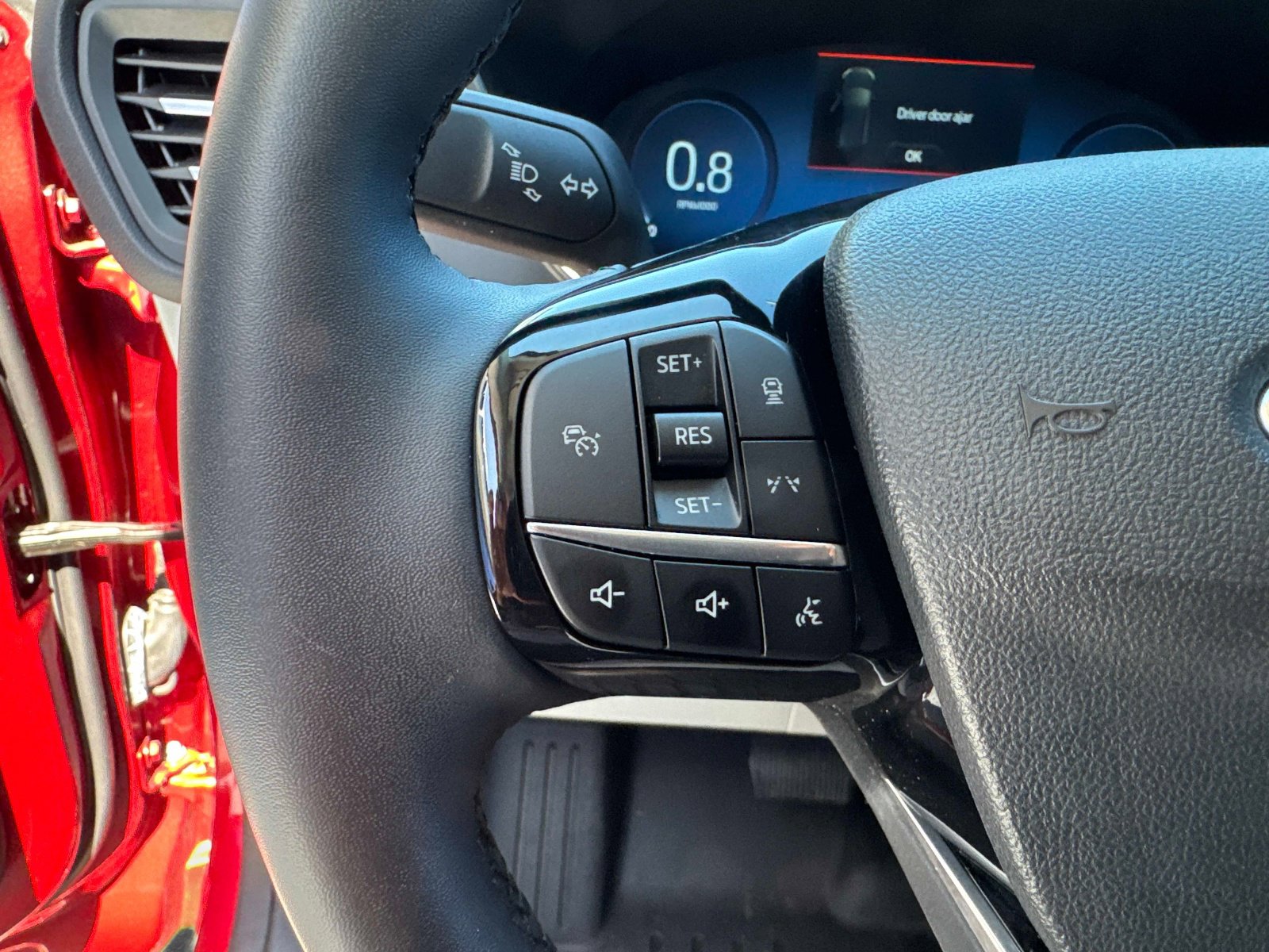 Used 2024 Ford Escape Platinum w/ Premium Technology Package AWD/4WD image 32