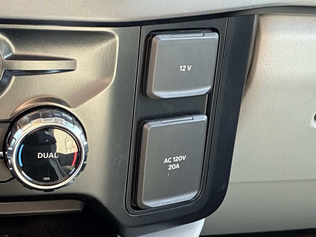 Used 2024 Ford F350 Limited w/ FX4 Off-Road Package AWD/4WD image 38