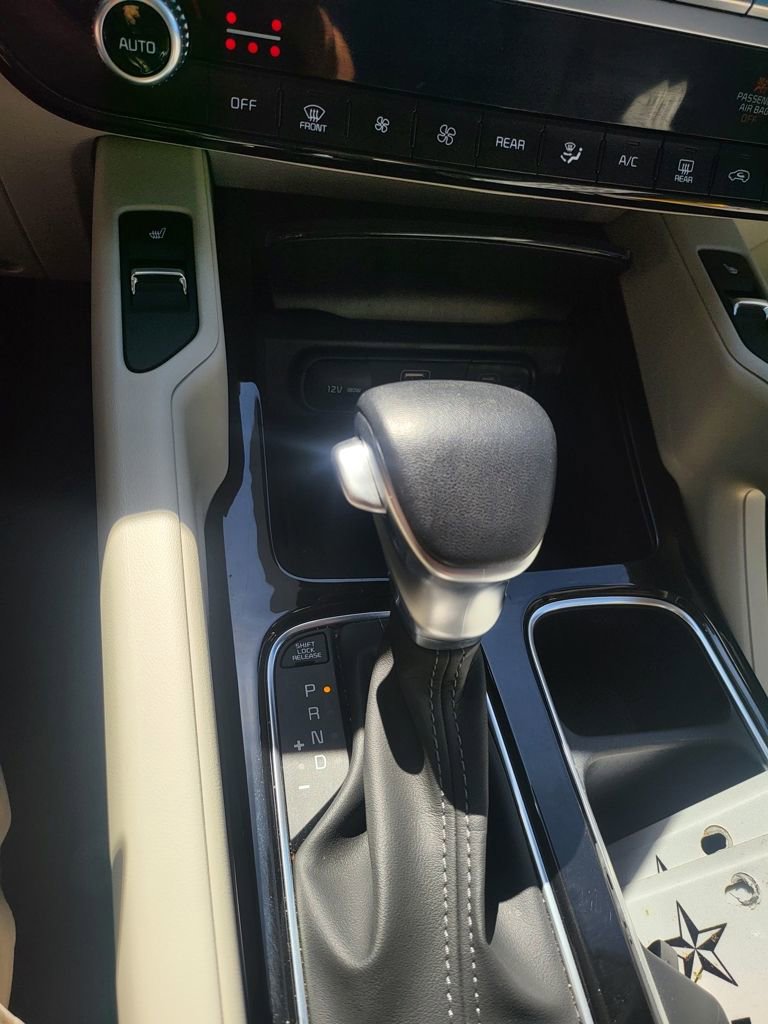 Used 2025 Kia Telluride S image 8