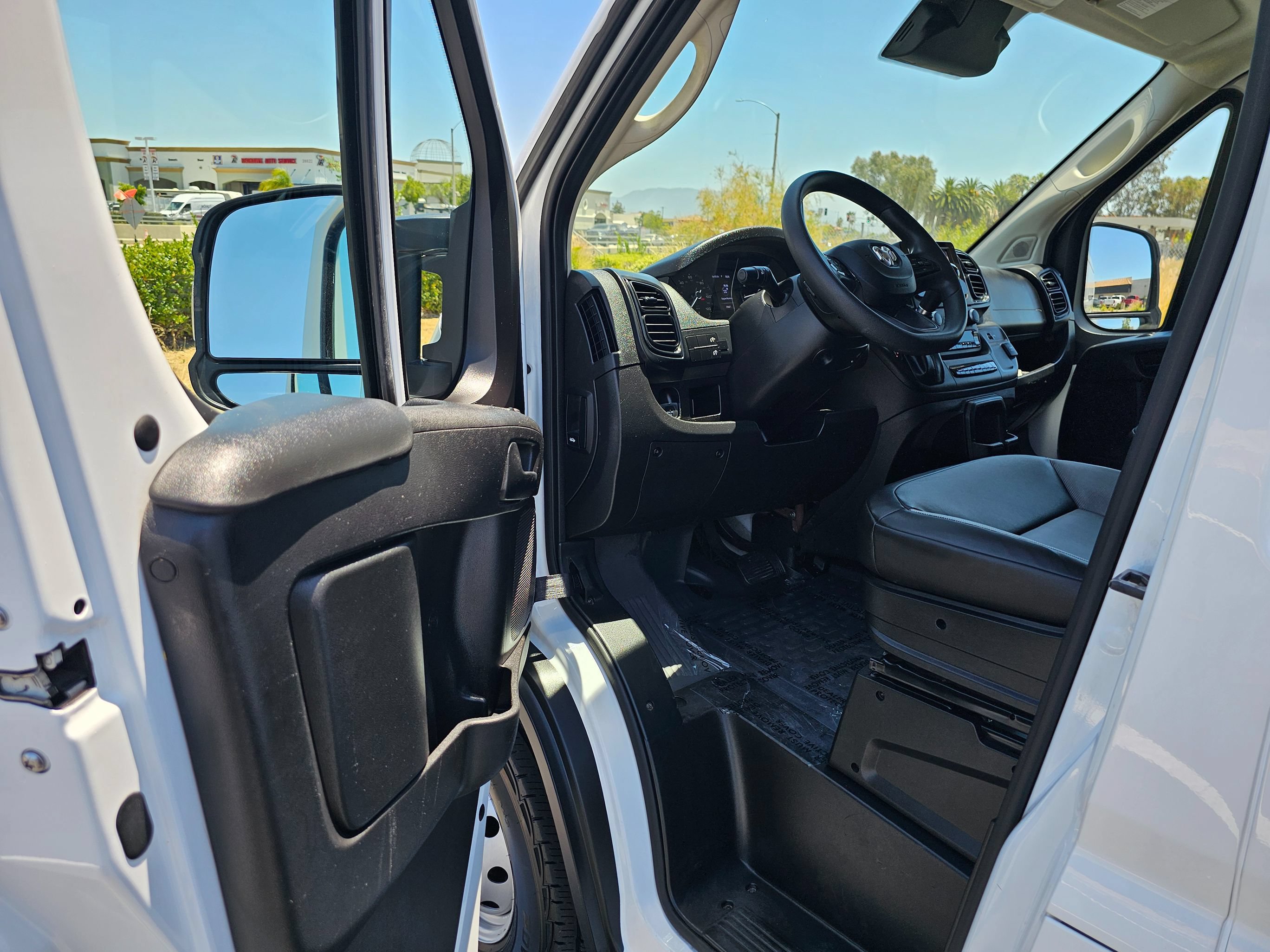 Used 2023 RAM ProMaster 2500 FWD image 15