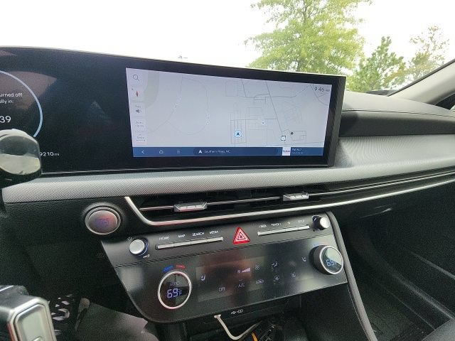 Used 2025 Hyundai Sonata SEL FWD image 25
