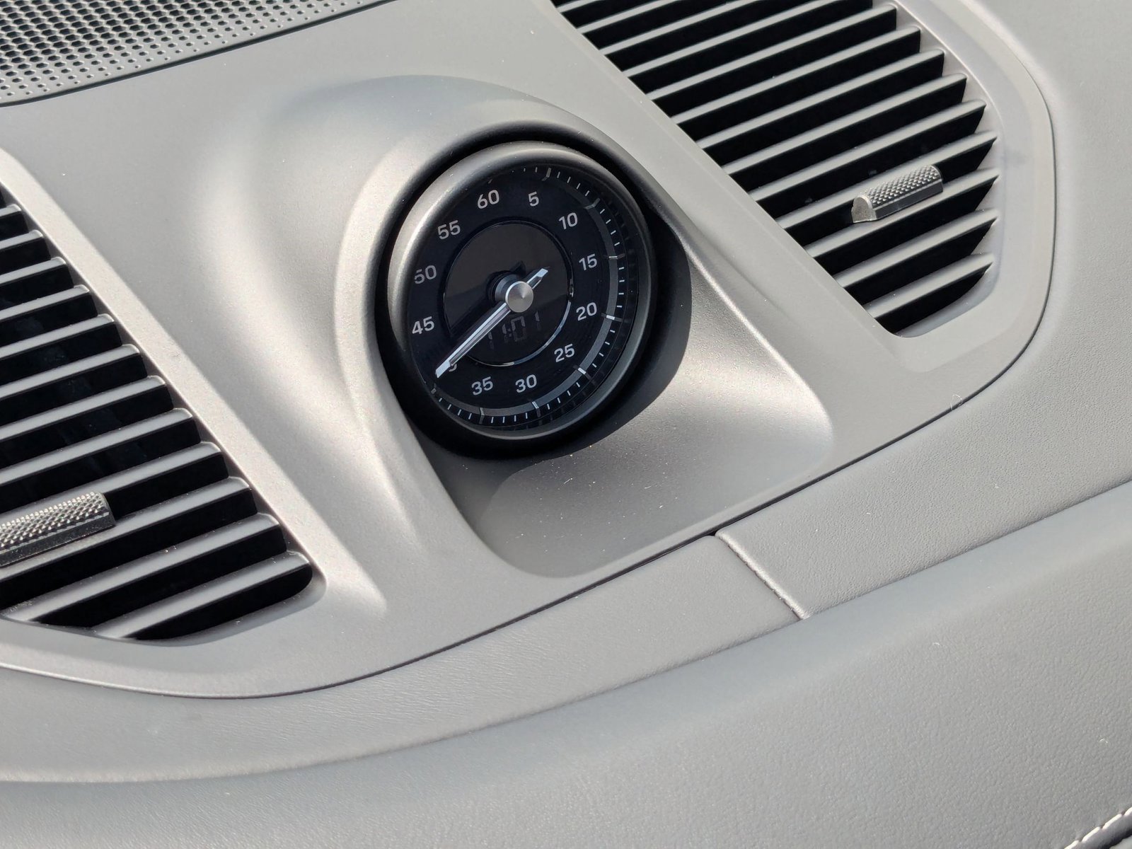 New 2026 Porsche Cayenne Coupe image 22