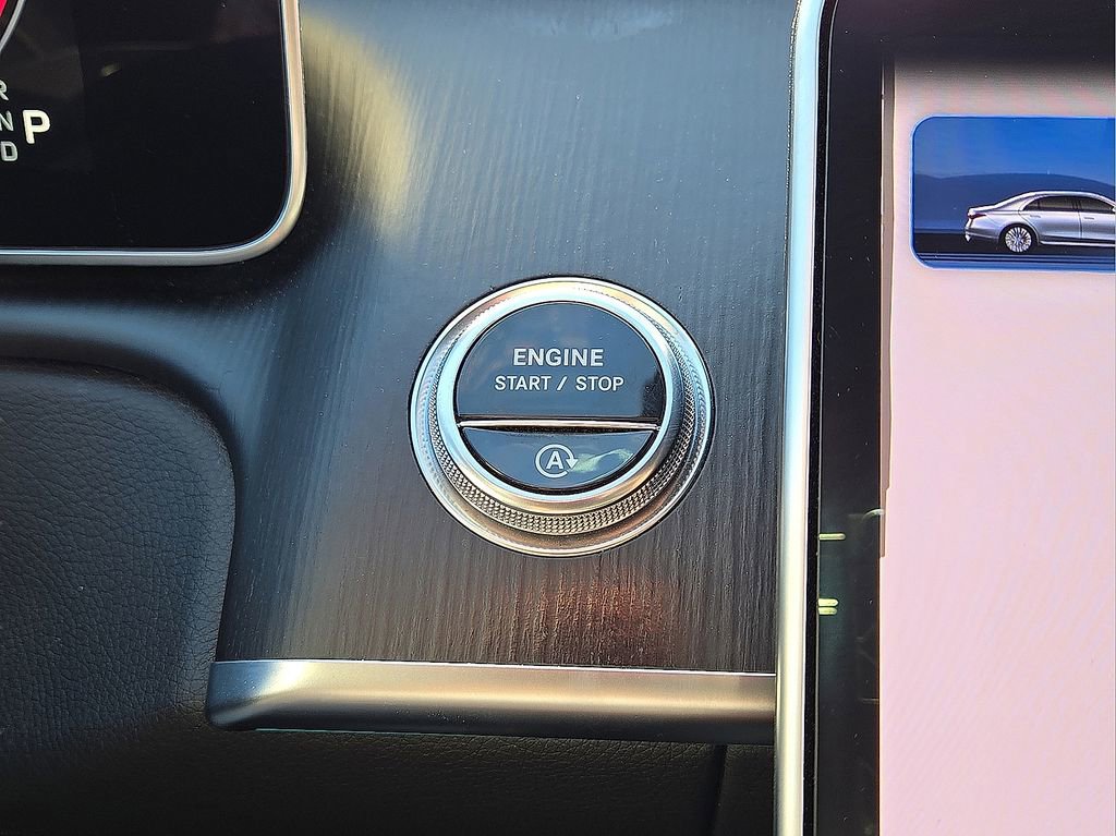 Used 2024 Mercedes-Benz S 580 S 580 image 32