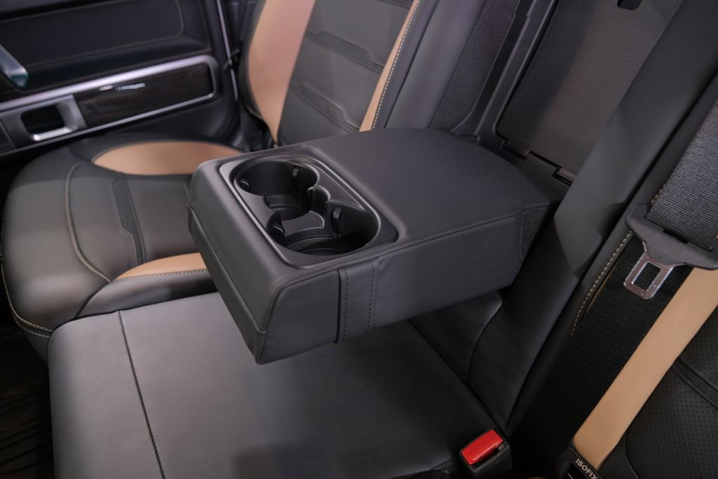 Used 2025 Mercedes-Benz G 63 AMG 4MATIC image 35