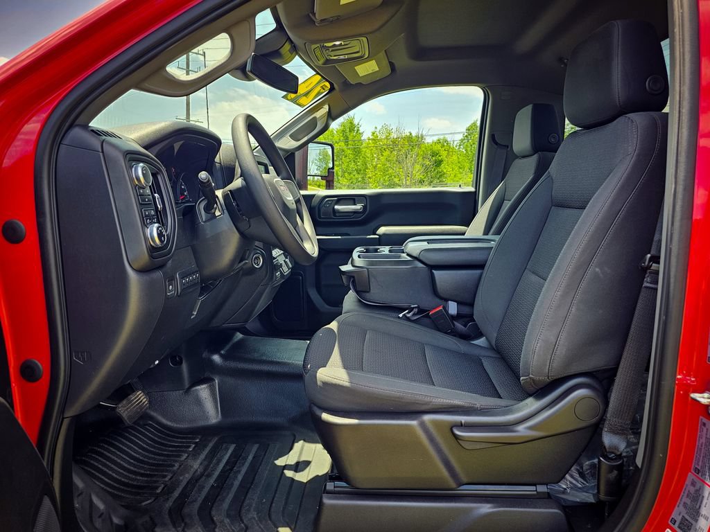 Used 2024 GMC Sierra 3500 Pro w/ Convenience Package AWD/4WD image 12