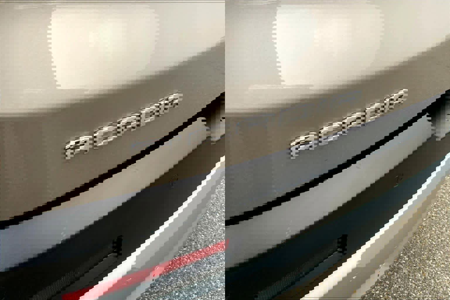 Certified 2023 GMC Acadia SLE w/ Driver Convenience Package image 30