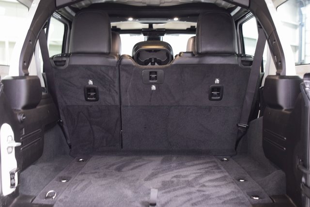 Used 2024 Jeep Wrangler Sahara w/ Safety Group image 23