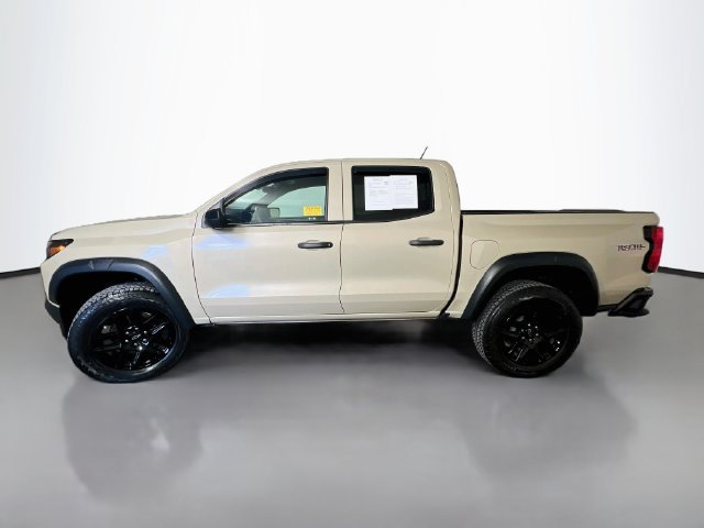 Used 2024 Chevrolet Colorado Trail Boss w/ Technology Package AWD/4WD image 5
