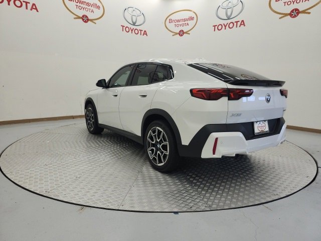 Used 2024 BMW X2 xDrive28i w/ Convenience Package image 6