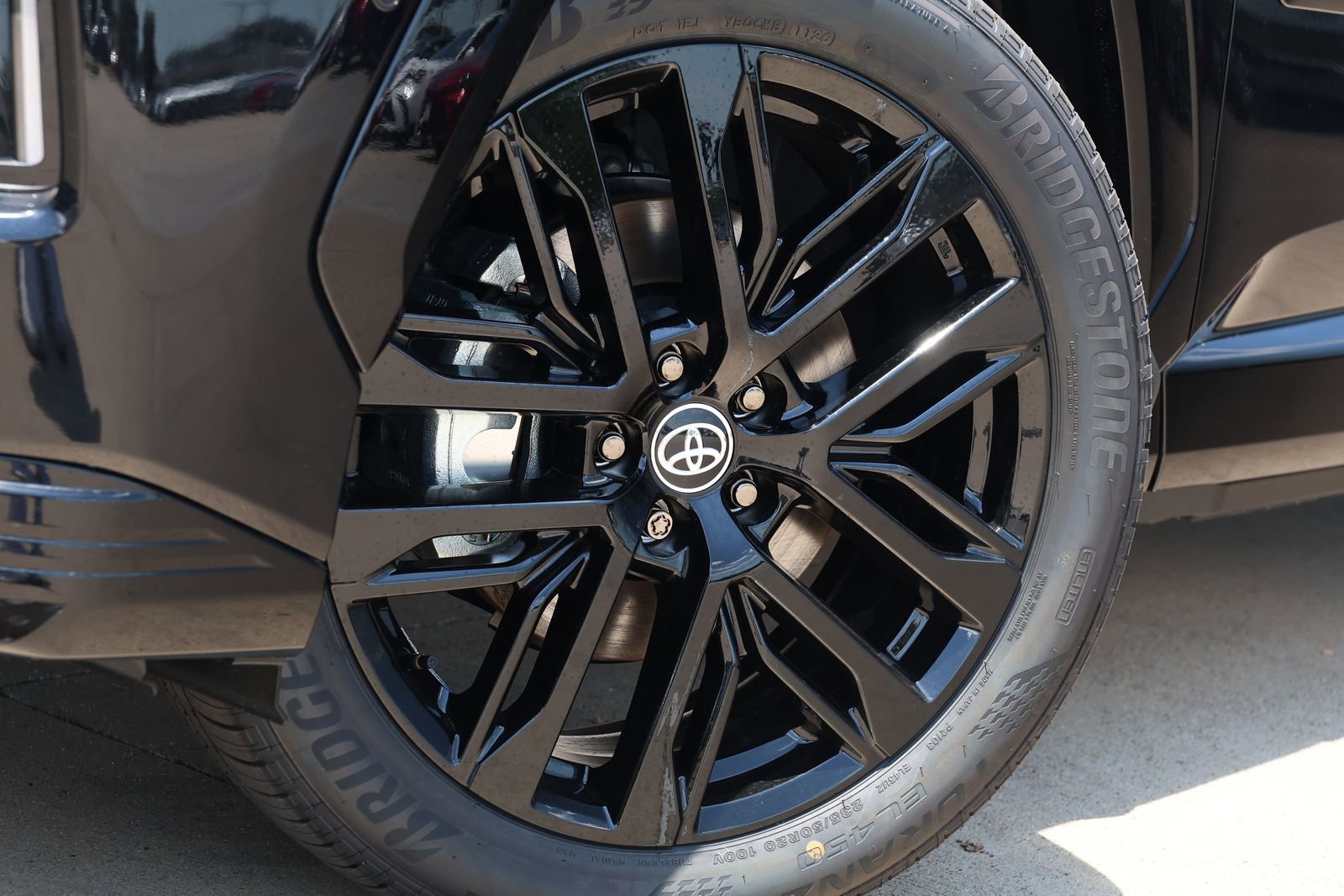 New 2026 Toyota RAV4 XSE AWD/4WD image 12