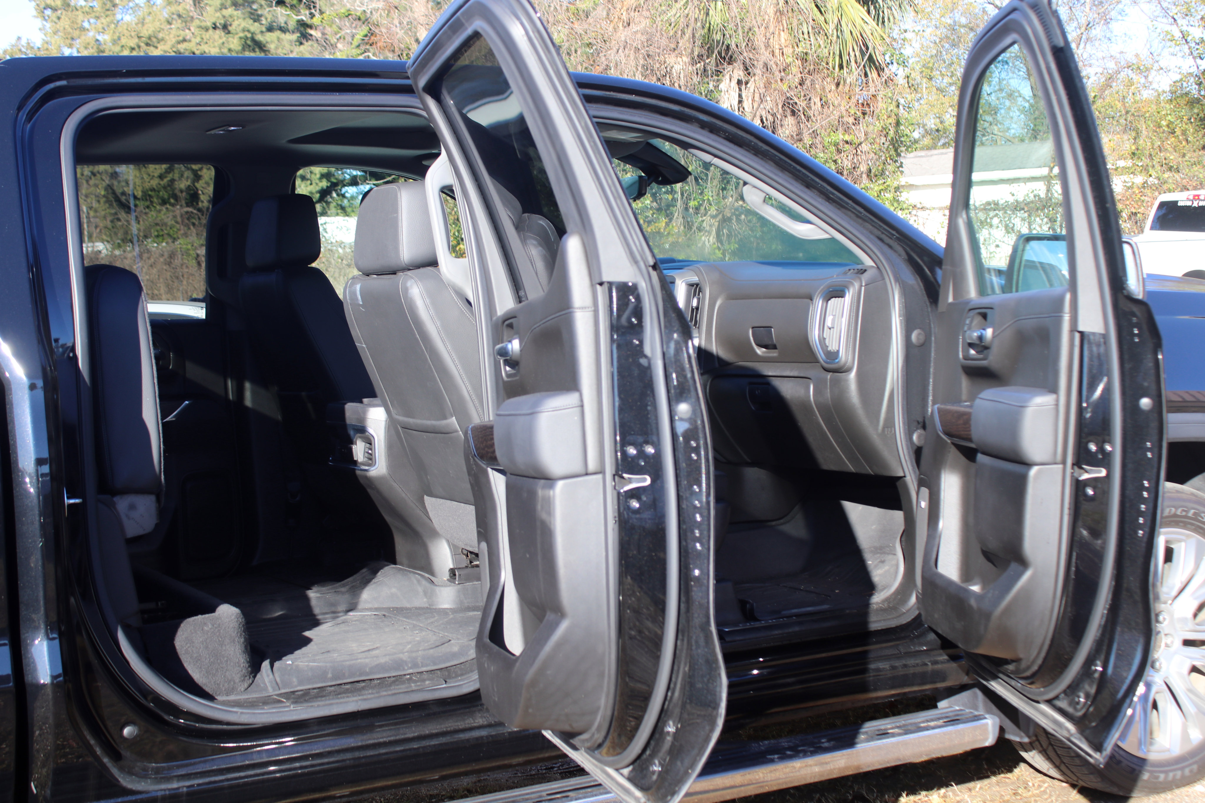 Used 2022 GMC Sierra 1500 Denali w/ Denali Reserve Package image 22