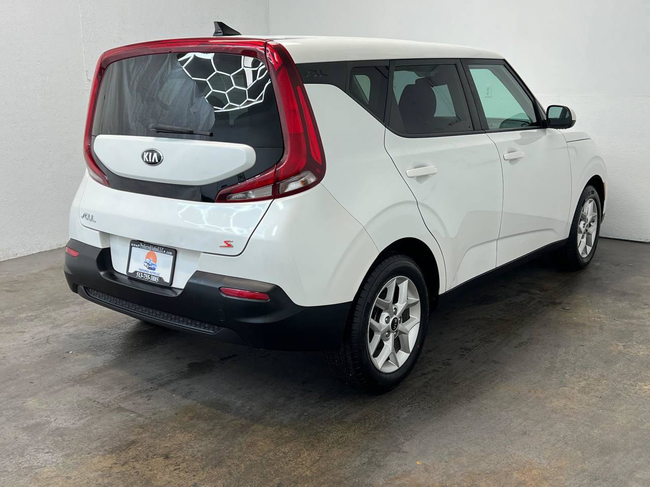 Used 2020 Kia Soul S FWD image 4