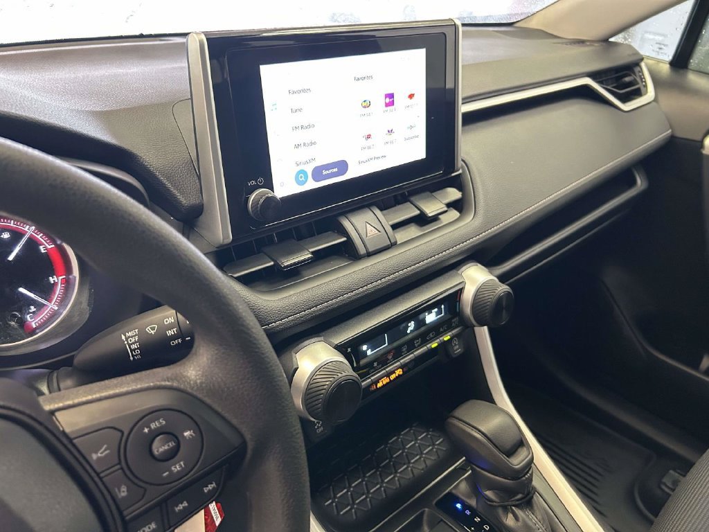 Certified 2024 Toyota RAV4 LE FWD image 20