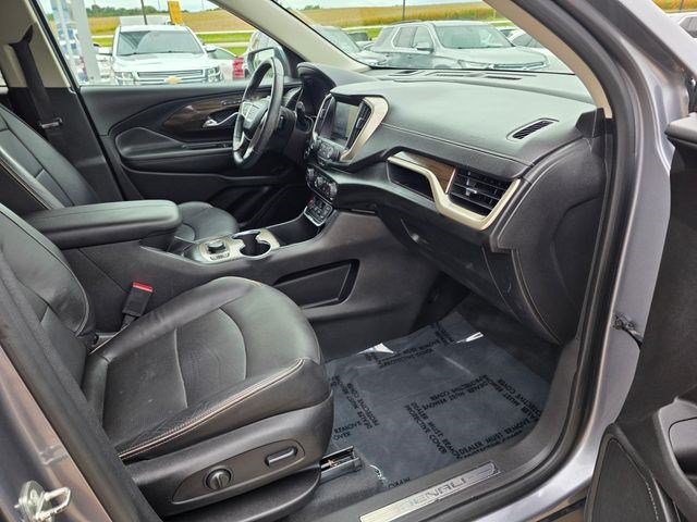Used 2018 GMC Terrain Denali w/ Driver Alert Package II AWD/4WD image 17