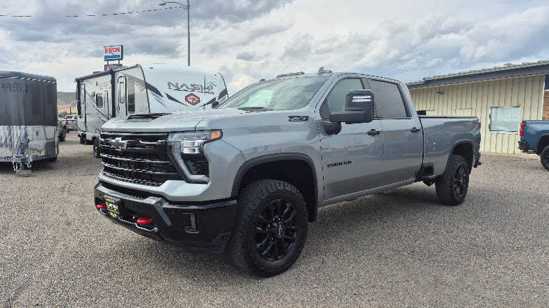 Used 2026 Chevrolet Silverado 2500 LTZ w/ Trail Boss Package AWD/4WD image 11