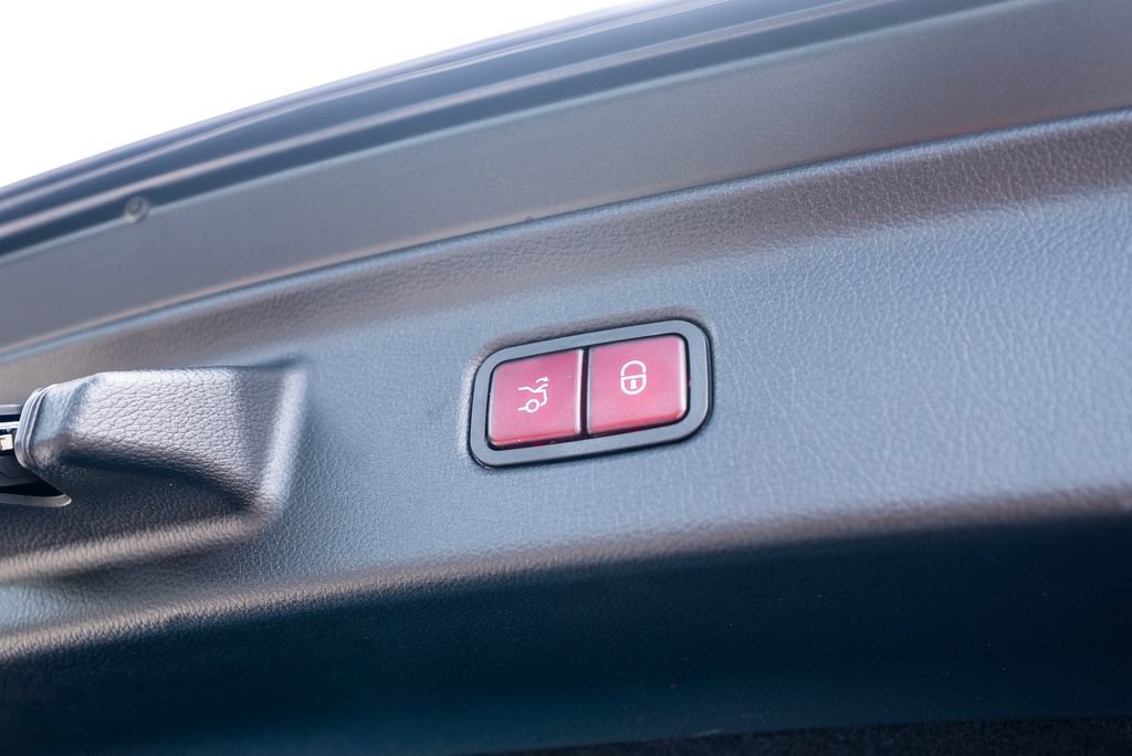 Used 2024 Mercedes-Benz S 63 AMG S image 57