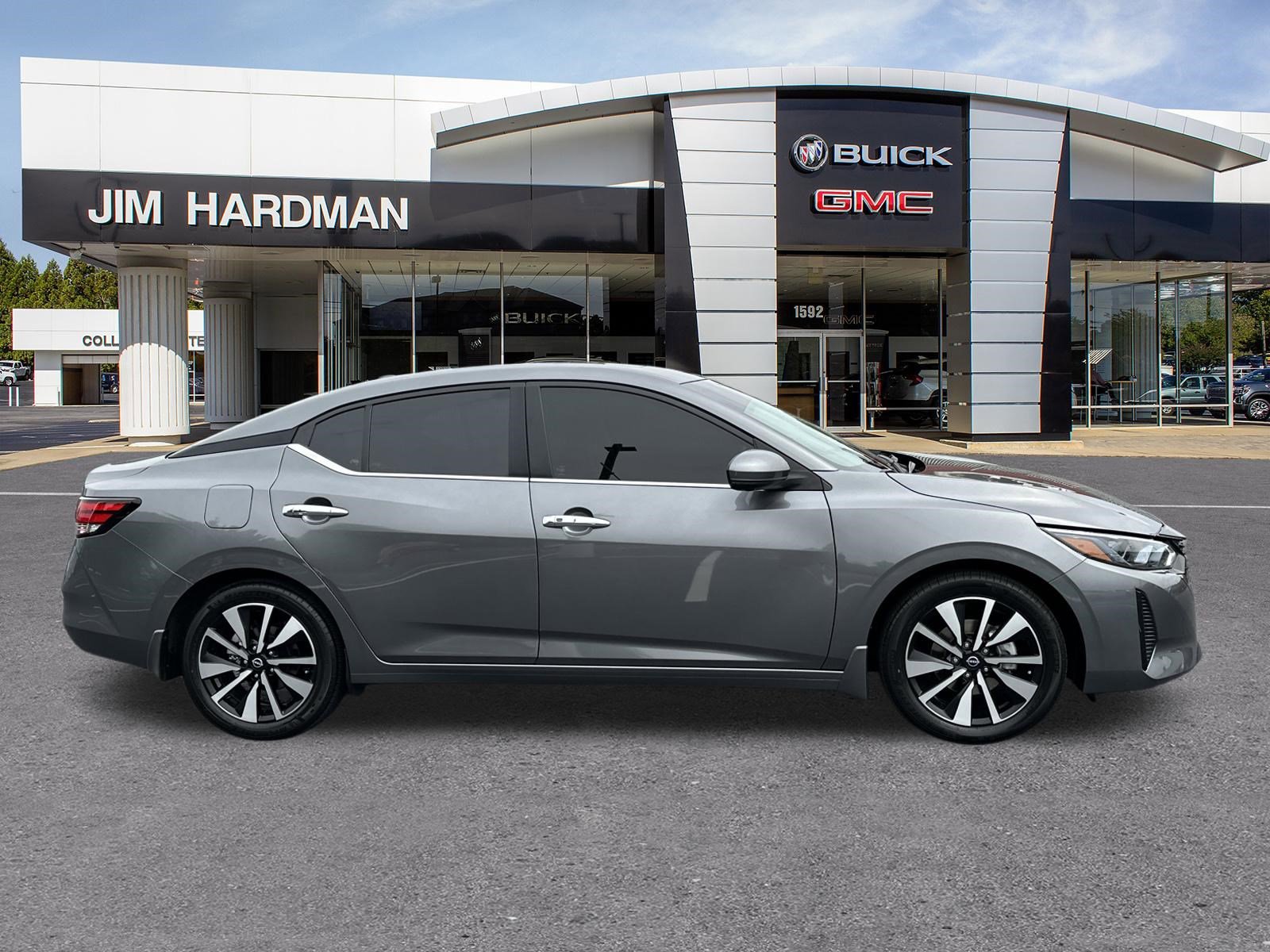 Used 2024 Nissan Sentra SV w/ SV Premium Package FWD image 8
