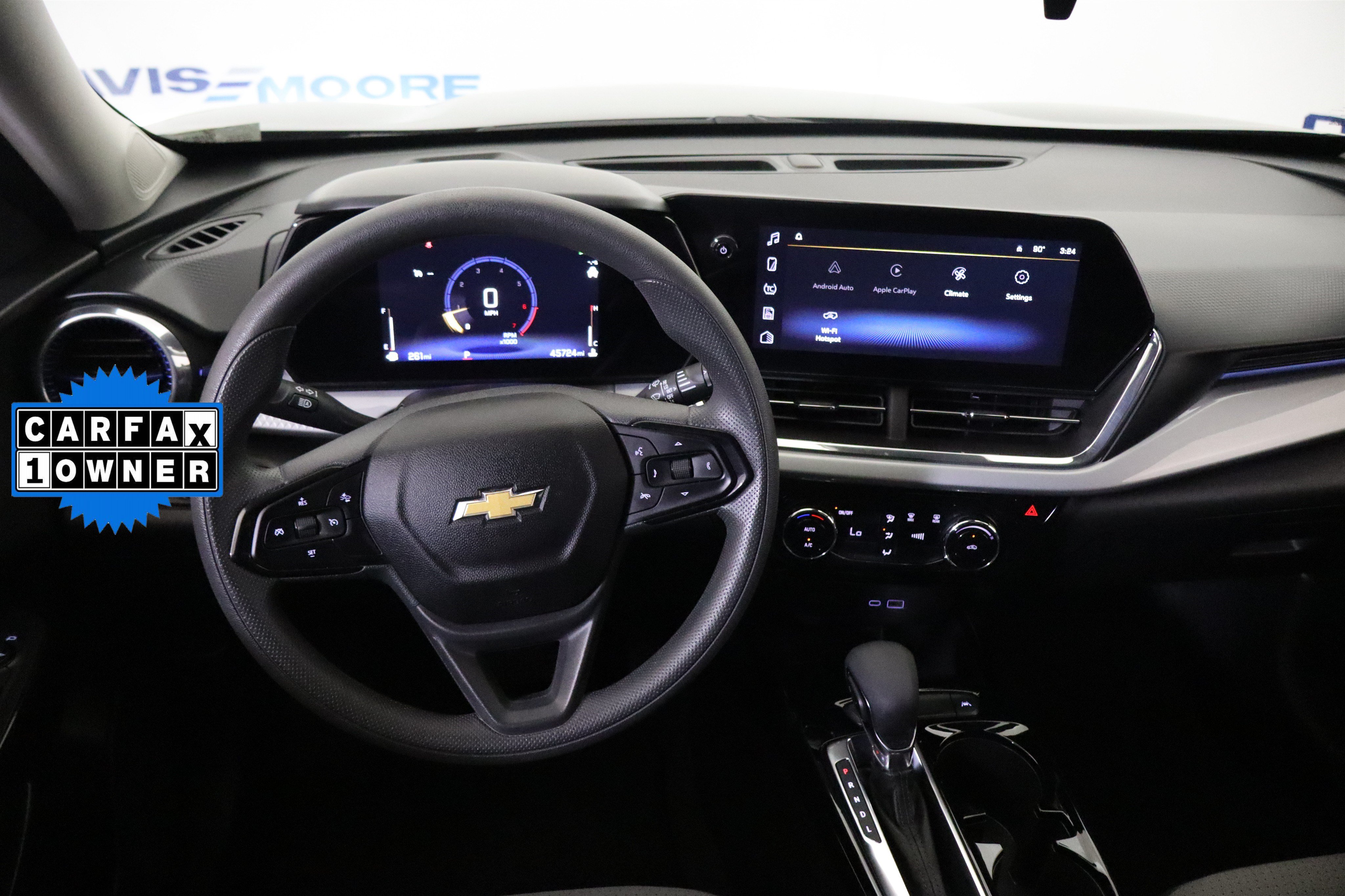 Certified 2025 Chevrolet Trax LT FWD image 18
