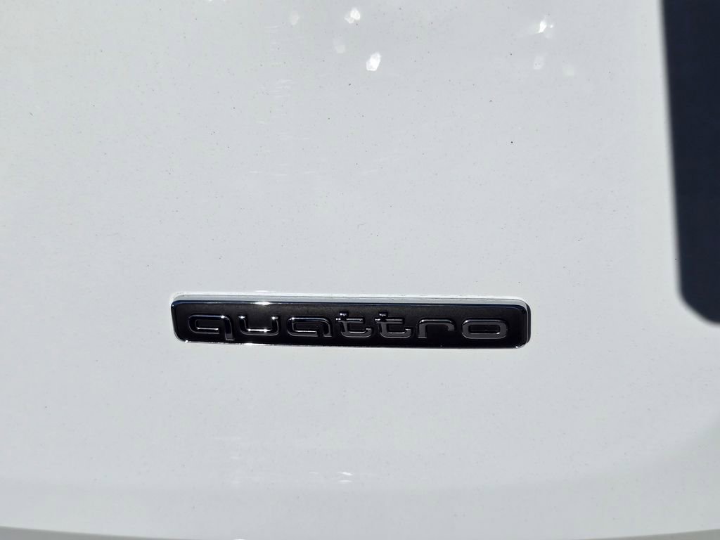 Used 2023 Audi Q5 2.0T Premium w/ Convenience Package image 27