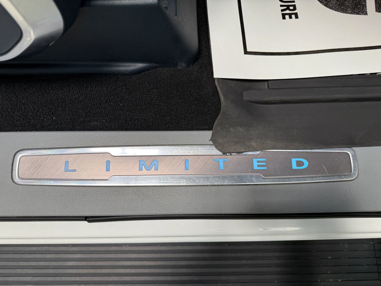 Used 2024 Ford F450 Limited w/ FX4 Off-Road Package image 87