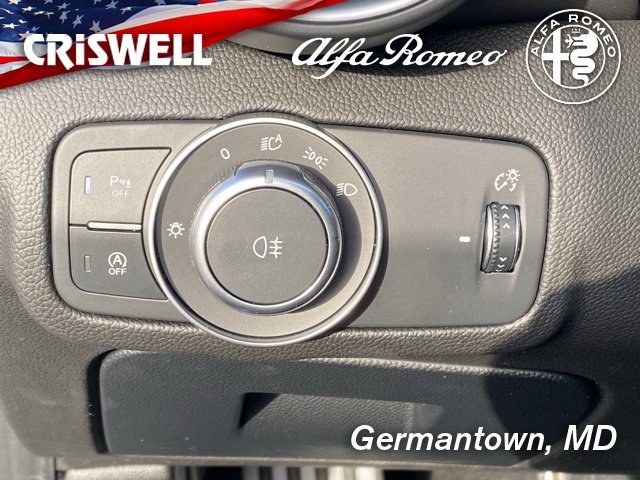 New 2024 Alfa Romeo Giulia Quadrifoglio w/ Active Assist Plus Package image 32