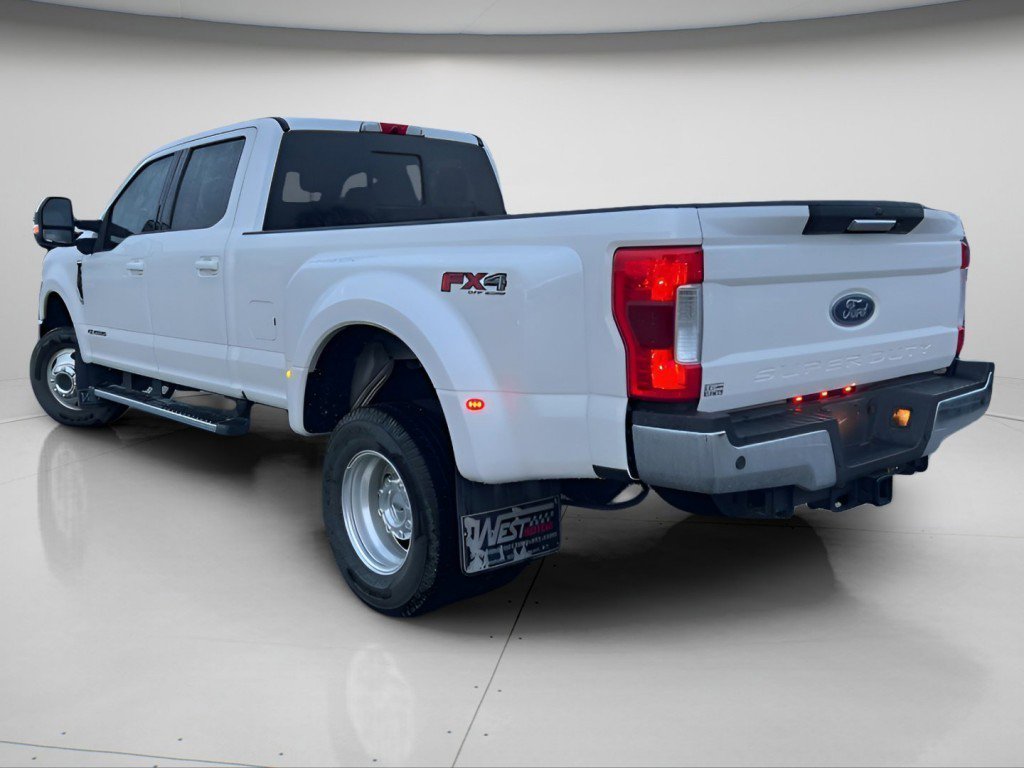 Used 2019 Ford F350 Lariat w/ Lariat Value Package image 11