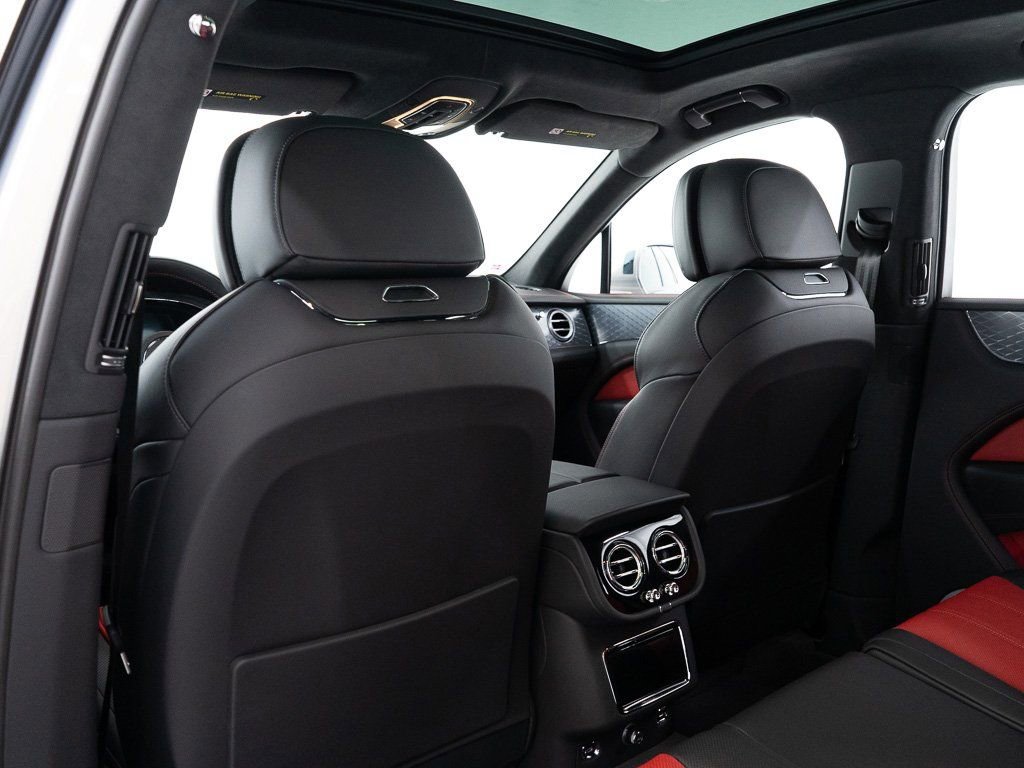 New 2025 Bentley Bentayga image 22