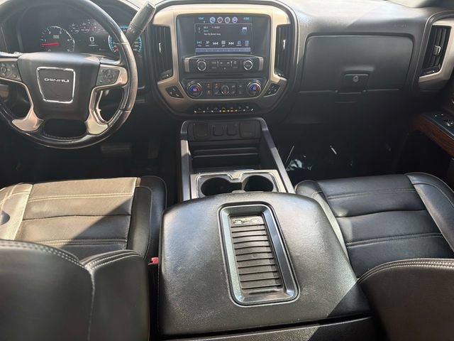 Used 2019 GMC Sierra 2500 Denali w/ Duramax Plus Package AWD/4WD image 13