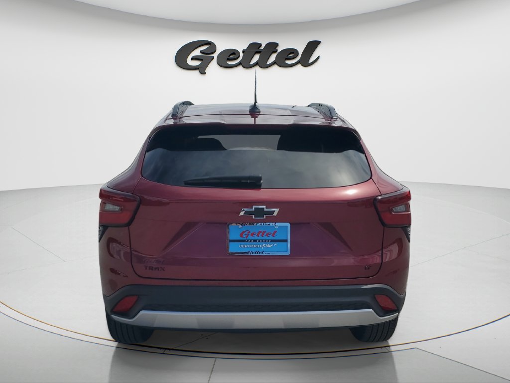 Used 2025 Chevrolet Trax LT w/ Driver Confidence Package FWD image 6