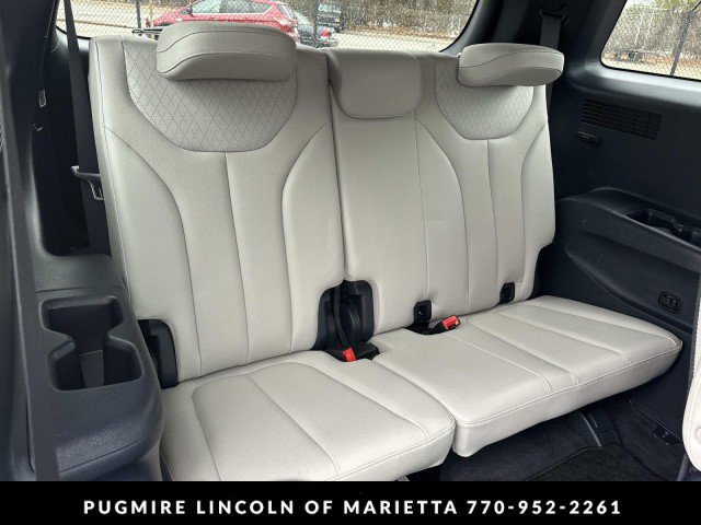 Used 2020 Hyundai Palisade SEL w/ Premium Package image 17