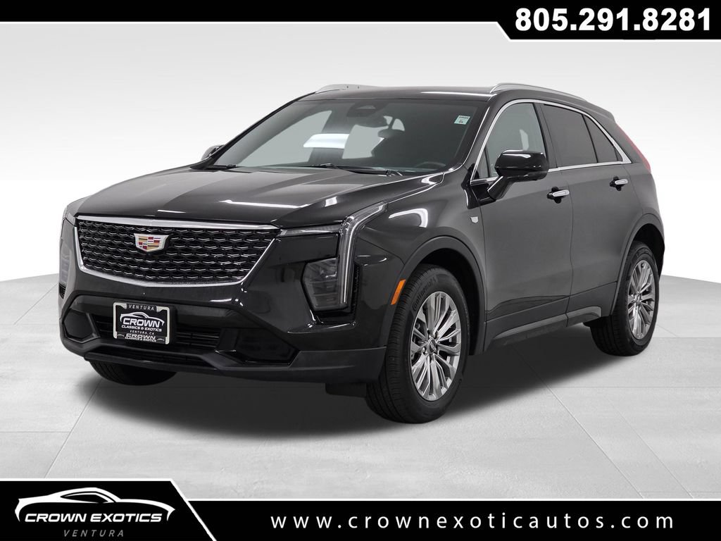 Used 2025 Cadillac XT4 Premium Luxury w/ Cold Weather Package FWD image 3