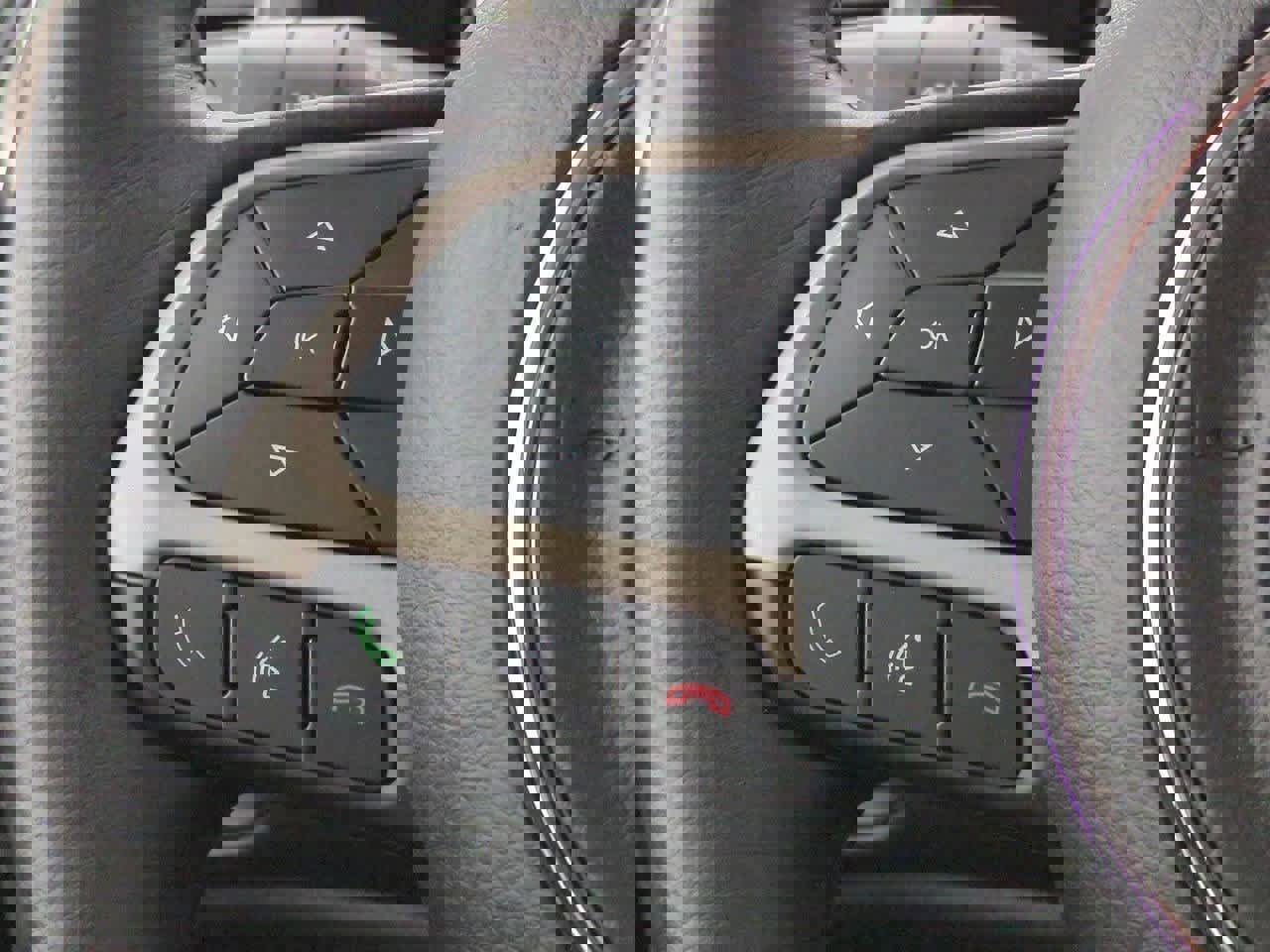 Used 2016 Jeep Renegade Latitude image 23