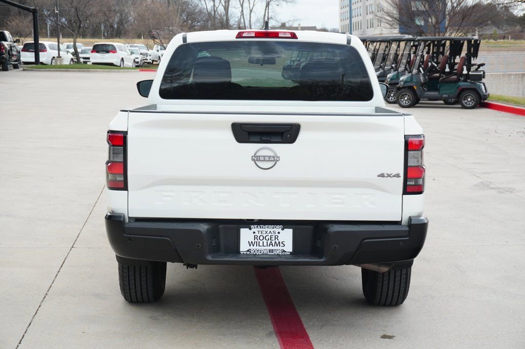 Used 2022 Nissan Frontier S w/ Technology Package image 4