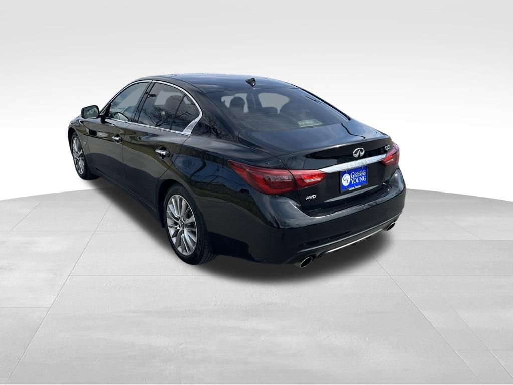 Used 2018 INFINITI Q50 Luxe w/ Essential Package (3.0T Luxe) AWD/4WD image 4