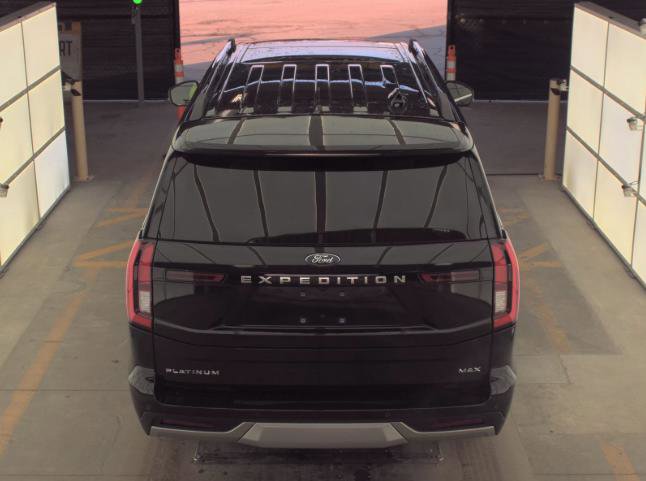 Used 2025 Ford Expedition Max Platinum image 18