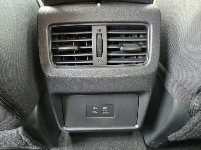 Used 2023 Nissan Rogue SV FWD image 15