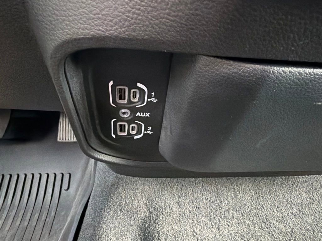 Used 2023 RAM 1500 Big Horn AWD/4WD image 28