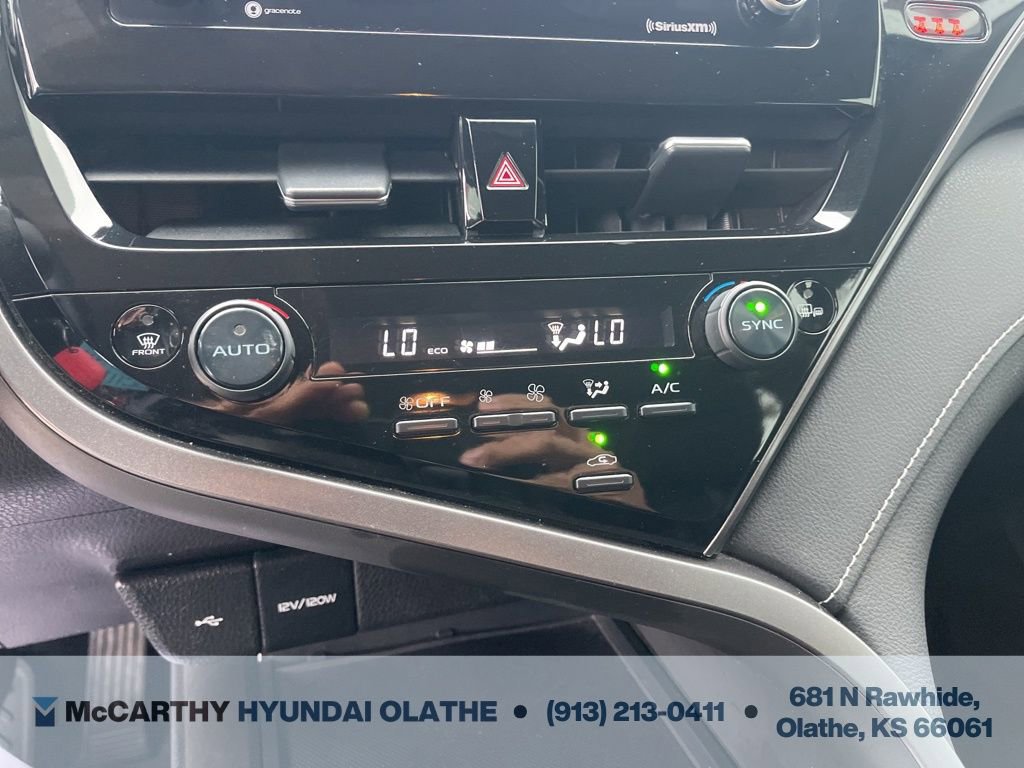 Used 2022 Toyota Camry SE image 27