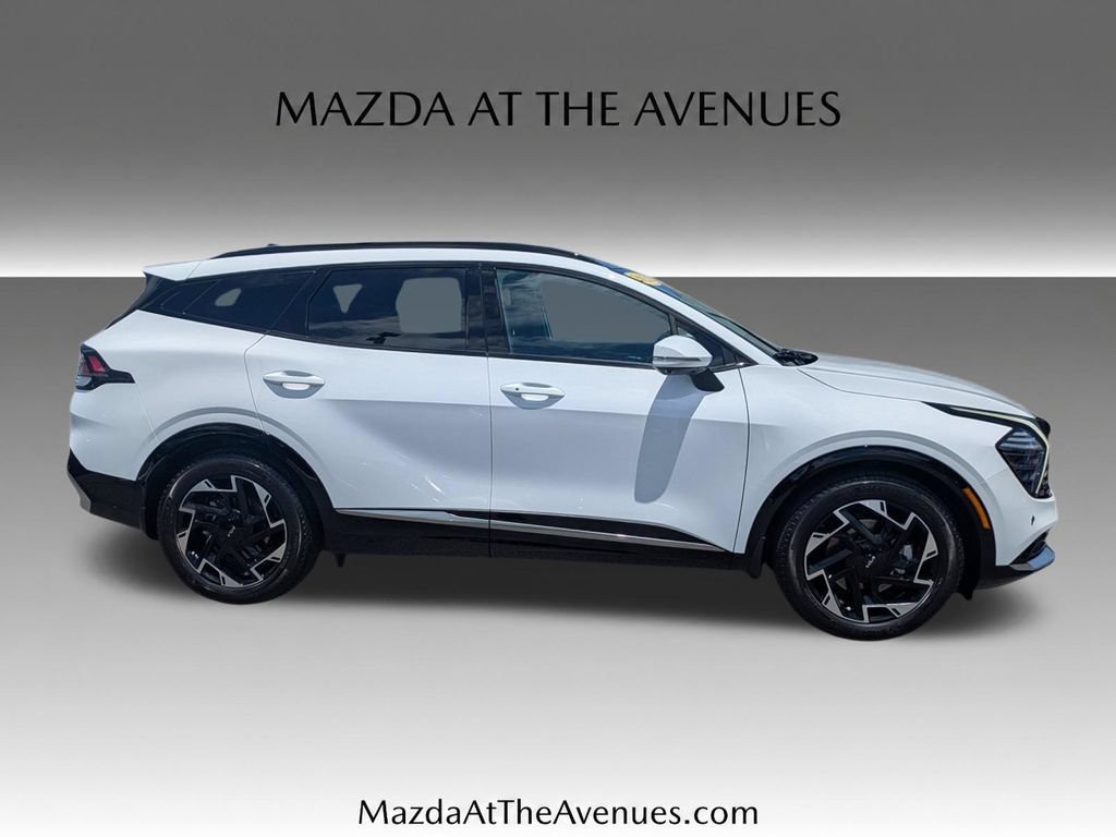 Used 2025 Kia Sportage SX FWD image 2