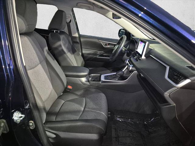 Certified 2025 Toyota RAV4 XLE FWD image 20