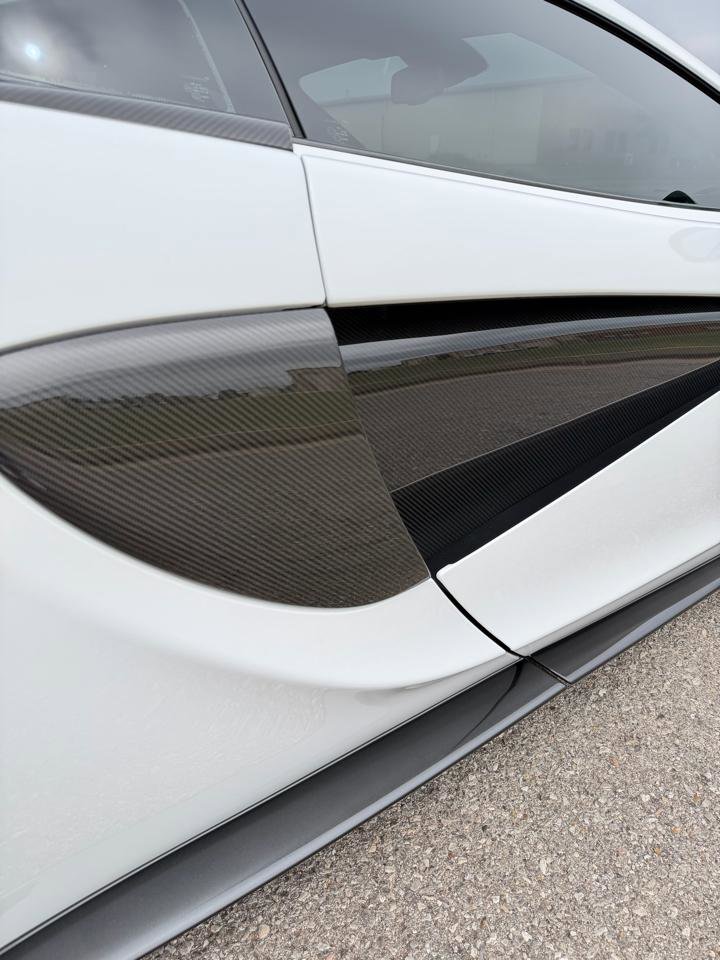 Used 2017 McLaren 570S Coupe RWD image 7