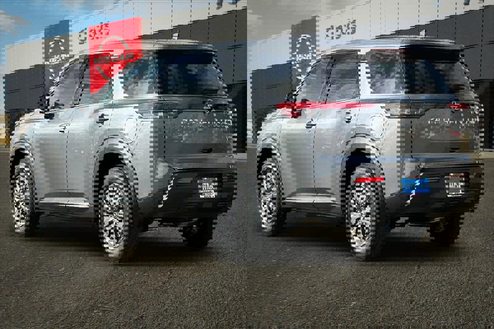 New 2025 Nissan Pathfinder S image 7